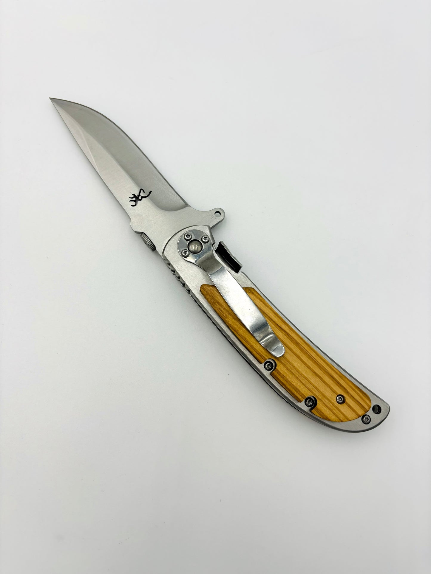 Custom engraved pocket knife