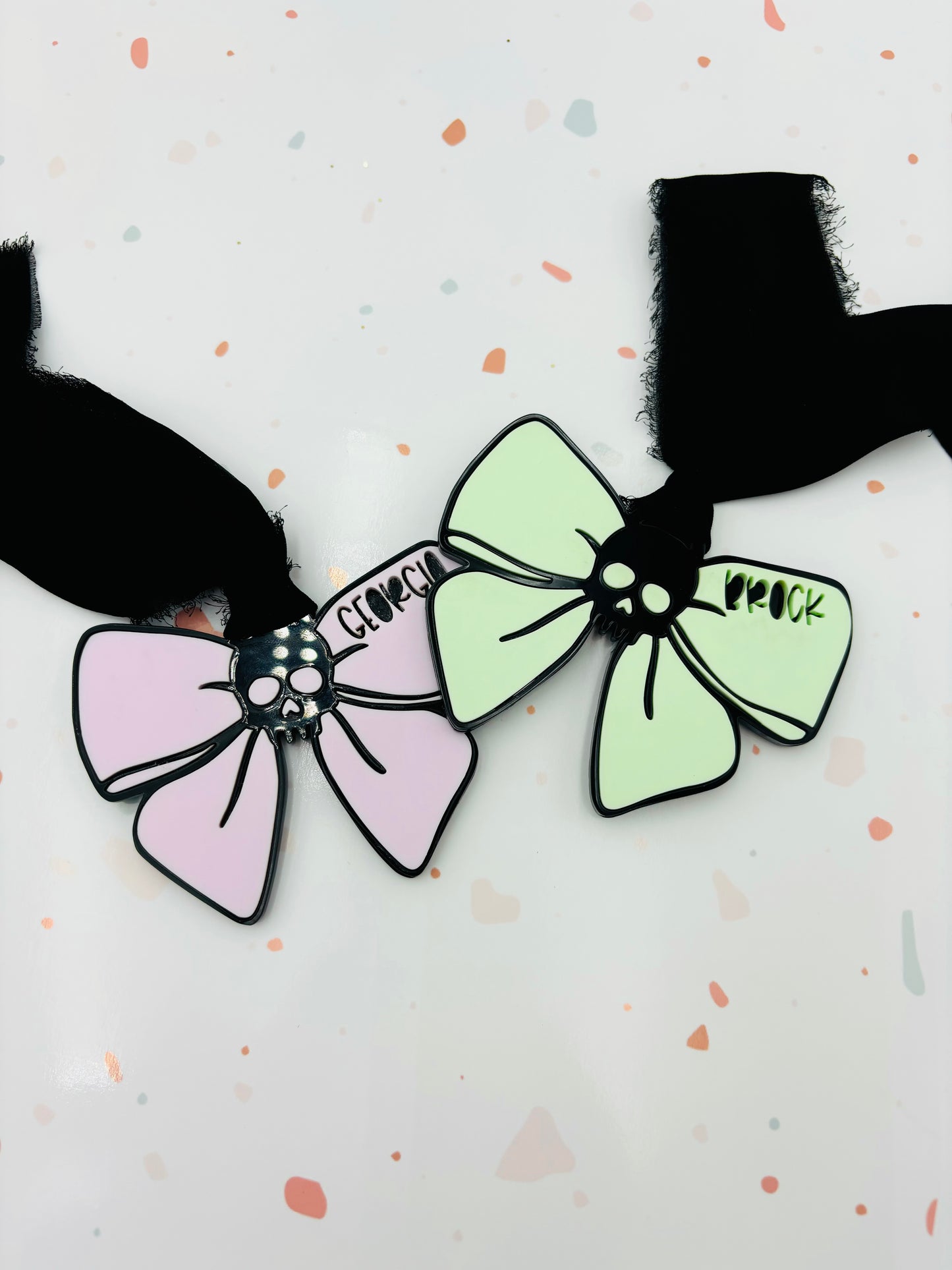 Halloween bow with skull bag tags