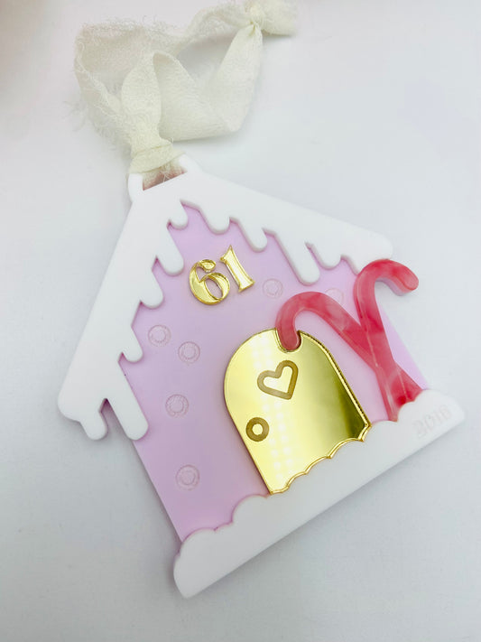 Gingerbread House Personalized Christmas ornament