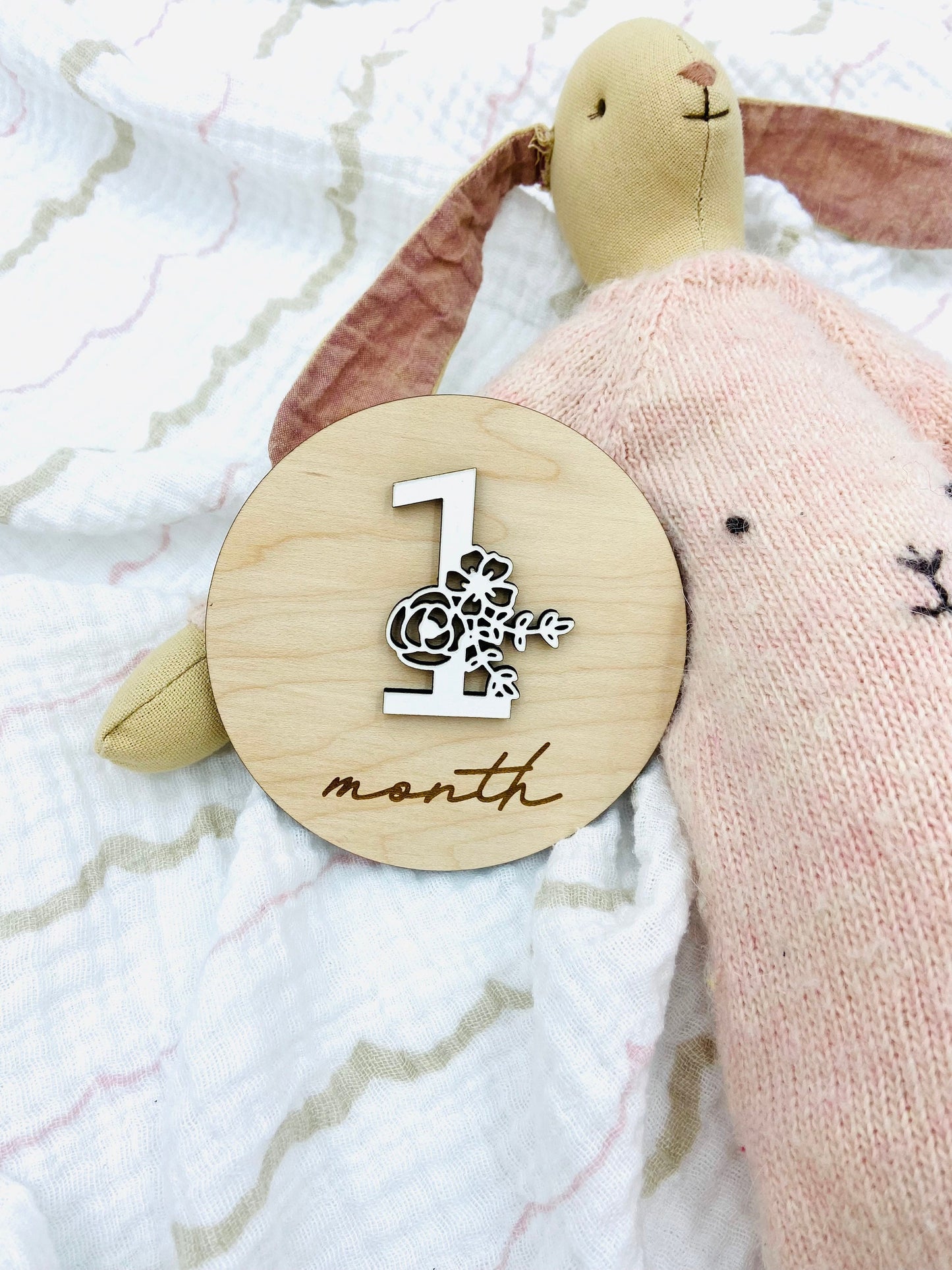 Baby 3d floral wooden monthly milestones